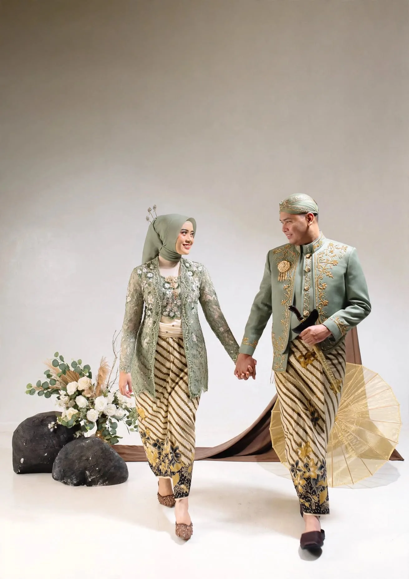Menjalin Hubungan